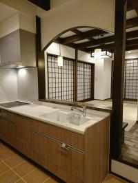 �z�����W�߂��a���_���X�^�C���̉�