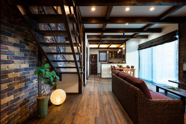 �a���_�����f���n�E�X