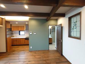 20�؂̓y�n�Ɍ���15�؂̉�