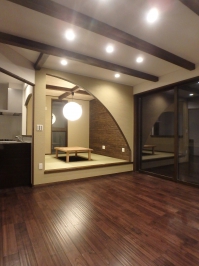 �ґ�ȕ����̕�炵