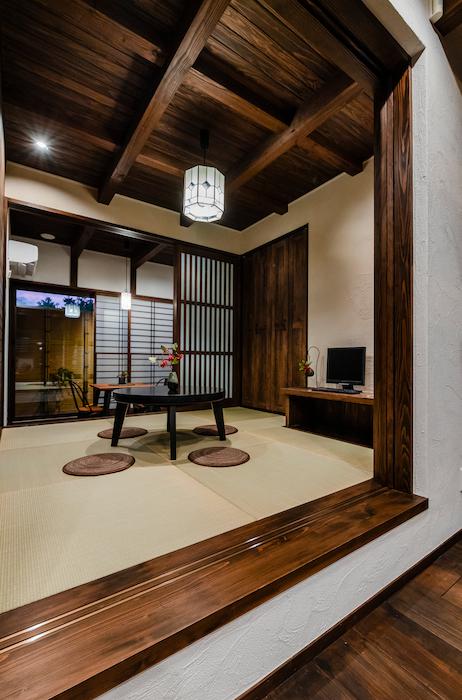 �a���_�����f���n�E�X