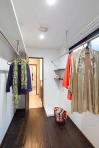 ���B���e�[�W�a���_���ȕ�炵