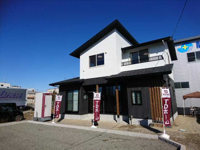 �z�����W�߂��a���_���X�^�C���̉�