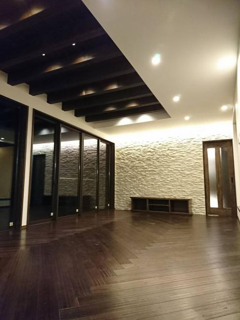 �N���V�J�����_���ȕ�炵