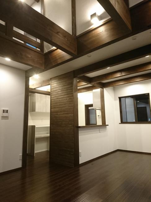 8/18�i�y�j�E19�i���j�������w��