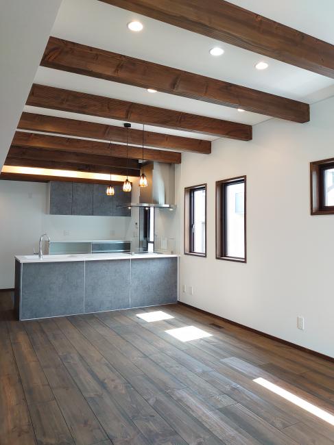 ���C�~�f�U�C���~�S�ً�